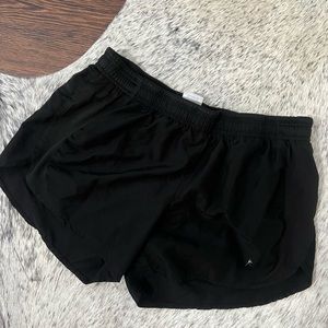 Danskin shorts⭐️